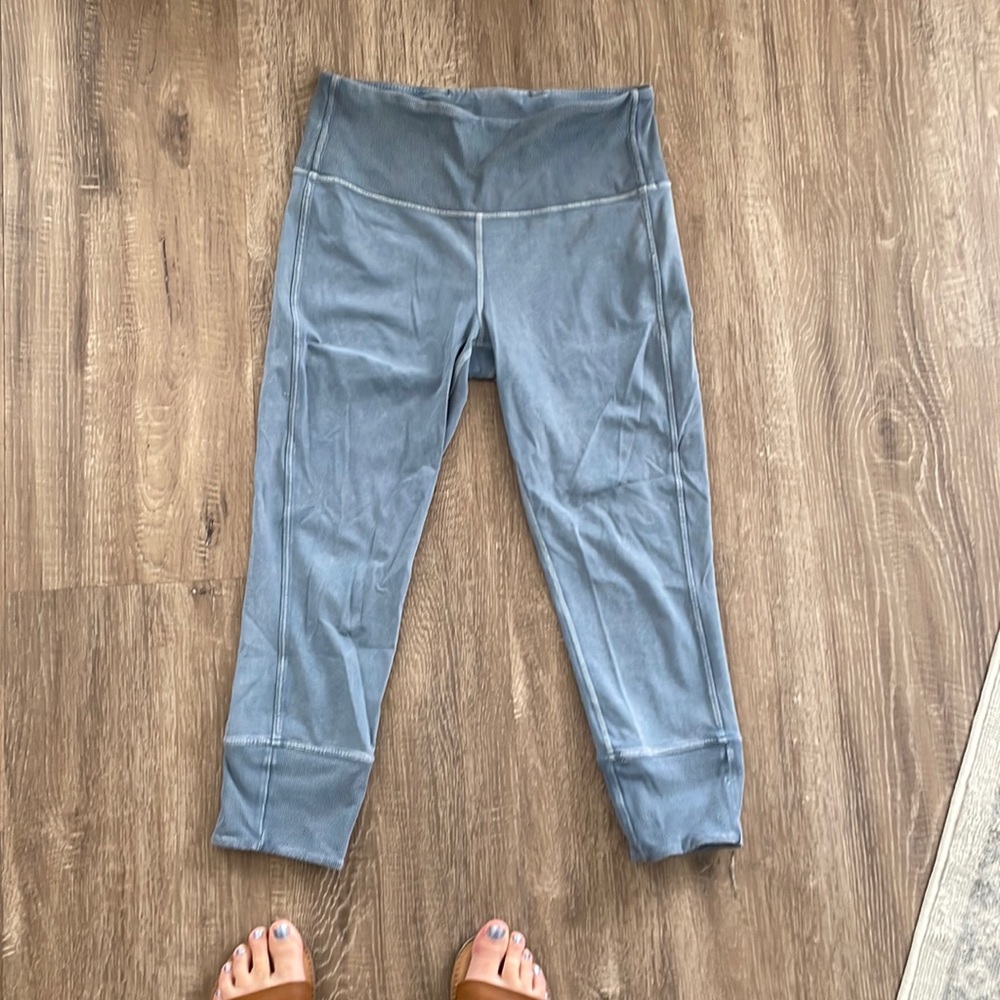 Lulu lemon yoga pants